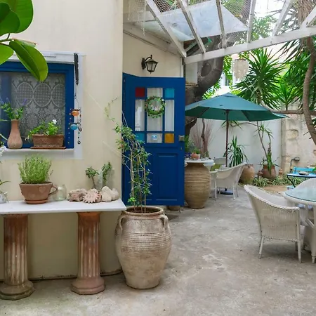 Διαμέρισμα Cozy House With Garden Near The Old Town & Beach *