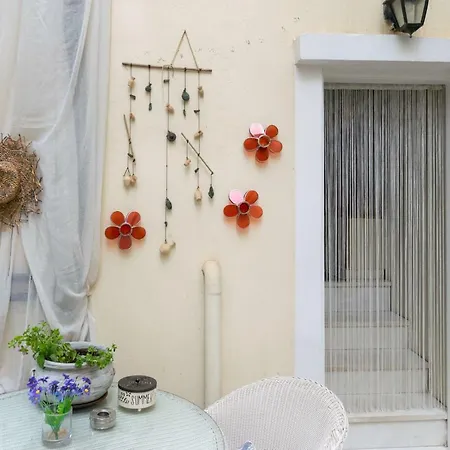 Cozy House With Garden Near The Old Town & Beach Διαμέρισμα *